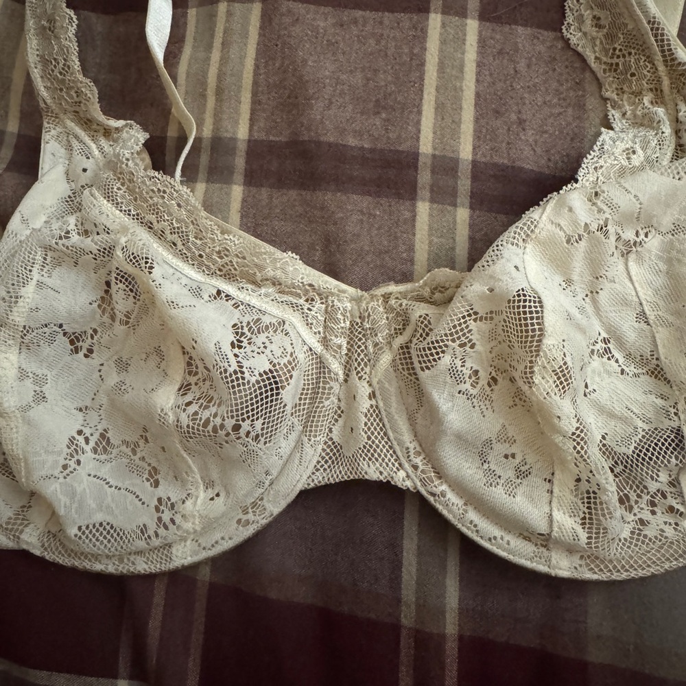 Cacique White Lace Dark Beige Fully Lined Cups Sz 42C Bra - Picture 2 of 9